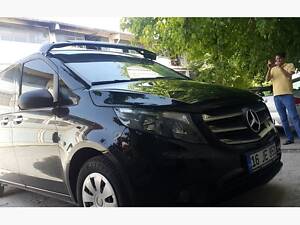 Козырек на лобовое стекло Mercedes Vito / W447 2014- (черный глянец, 5мм) EuroCap