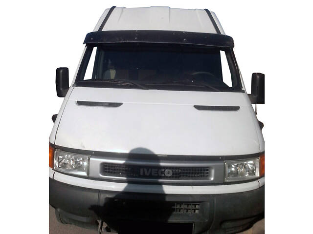 Козырек на лобовое стекло V1 (черный глянец, 5мм) для Iveco Daily 1999-2006 гг