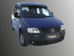 Козырек на лобовое стекло Volkswagen Caddy 2015- (черный глянец, 5мм) Digital Designs