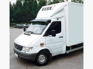 Козырек на лобовое стекло Volkswagen LT 1998- (черный глянец, 5мм) Digital Designs