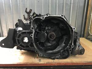 КПП Mitsubishi KF5M421F8A4 Mitsubishi Carisma 1997-2001, коробка передач каризма 1998 1.8GDI
