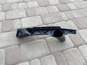 Крепление фары левое Volkswagen Golf 5 2004-2009, Volkswagen Jetta 2005-2010, Volkswagen Golf 5 2004-2009