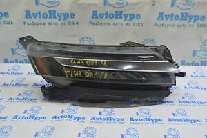 Крепление переднего бампера центр правое Honda Clarity 18-21 usa 71140-TRT-A01