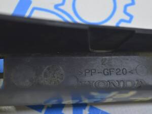 Крепление решетки радиатора grill левое Honda Clarity 18-21 usa 71141-TRT-A00