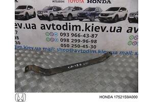 Крепление топливного бака правое 17521S9A000 Honda CR-V 2 2002-2006