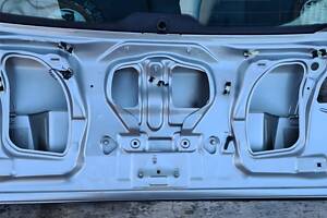Кришка багажника Багажник на Audi A4 B7