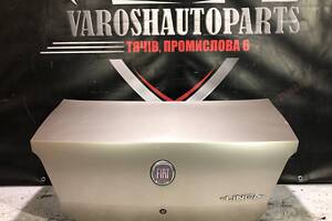 Крышка багажника Fiat Linea 51751741 1R