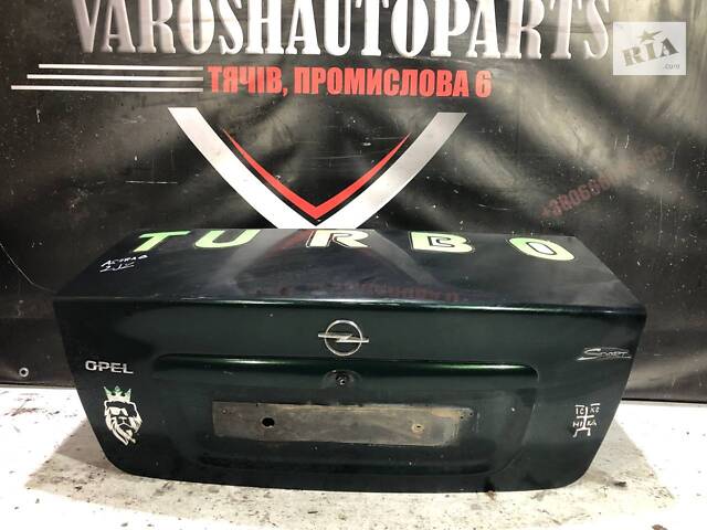 Кришка багажника Opel Vectra B седан 90463701 2JZ