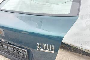 Кришка багажника Skoda Octavia Tour ліфтбек 1996-2011 L201