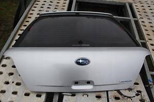 Крышка багажника Subaru Impreza II GD 06r 01G