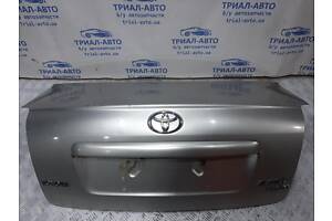 Кришка багажника Toyota Avensis T25 2.0 DIESEL 2003 (б/у)