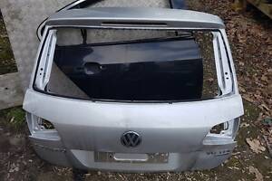 КРИШКА БАГАЖНИКА VW TOUAREG 10-18 7P6827159