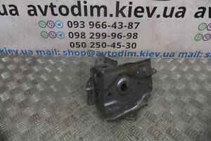 Кронштейн акумулятора 60630S9AA00ZZ Honda CR-V 2 2002-2006