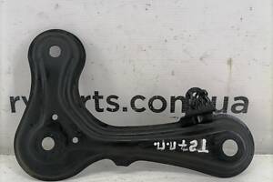 Кронштейн балки передній правий TOYOTA AVENSIS T27 2009-2018 5225705031