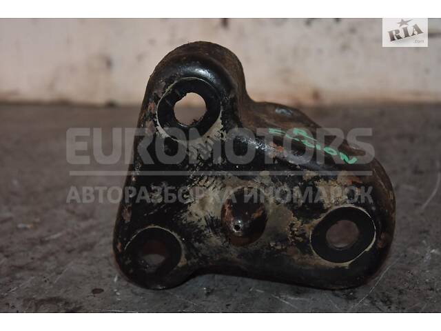 Кронштейн балки правый Ford Fusion 2002-2012 2N115K989AH 99047