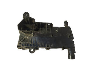 Кронштейн блоку запобіжників 8266360080 TOYOTA Land Cruiser Prado 150 09-