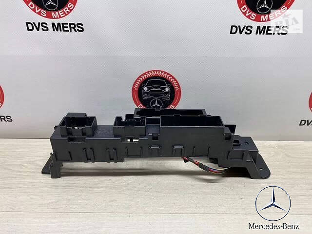 Кронштейн блока предохранителей 906 Sprinter Mercedes 2006-2018 - Фото 10