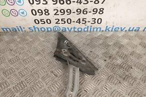 Кронштейн бокового зеркала правый 61158AG000 Subaru Legacy 03-06