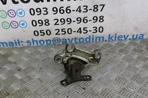 Кронштейн двигателя правый 50825S5A000 Honda Civic 7 EP 2001-2005