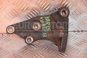 Кронштейн двигуна Toyota Yaris Verso 1.3 16V 1999-2005 12315210