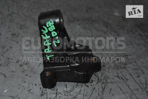 Кронштейн двигателя зад Opel Vivaro 2. 0 16V 2001-2014 8200003829