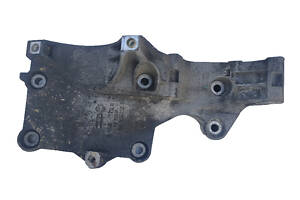 Кронштейн генератора, компрессора 1.9TDI 03G903143A Volkswagen Touran 2003-2010