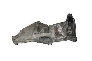 Кронштейн генератора 8200365097 RENAULT Kangoo 97-07; NISSAN Kubistar 03-08