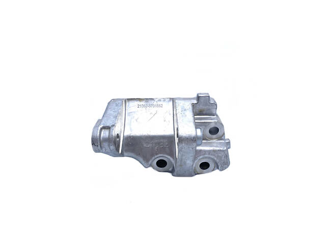 Кронштейн генератора нижний OEM для ваз 2108 2109 21099 инжектор (21082-3701650) yL.