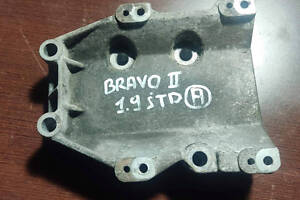 Кронштейн компресора кондиціонера Bravo II 1.9 jtd 60630739