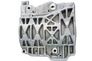 Кронштейн компрессора кондиционера 38930-6L2-A00 HONDA Insight 18-