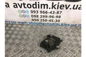 Кронштейн компрессора кондиционера 38930PAAA00 Honda Accord 6 1998–2002