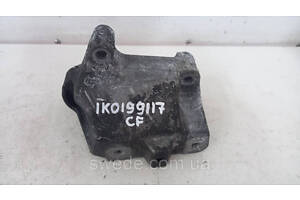 Кронштейн коробки КПП Volkswagen Golf 7 Skoda Octavia 1.4 TSI 1K0199117CF