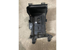 Кронштейн крепления аккумулятора (VAG) VW, Audi, Skoda, Seat, 1K0915333C, 1K0 915 333 C