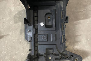 Кронштейн кріплення акумулятора (VAG) VW, Audi, Skoda, Seat, 1K0915333C, 1K0 915333 C