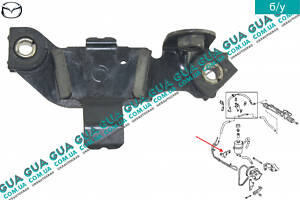 Кронштейн кріплення бачка гідропідсилювача керма (ГУРу) B25D32530D Mazda/МАЗДА 323 F 1998-2004