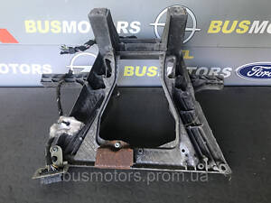 Кронштейн крепления рулевой колонки Land Rover Freelander II 2006-2014 6G9N-U04505