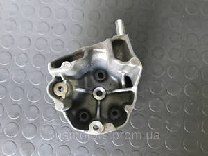 Кронштейн кріплення ТНВД Peugeot 308 2007-1.5 blueHDI 9824088780