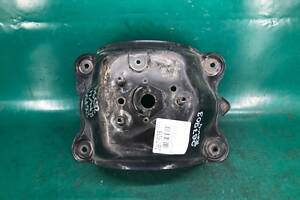 Кронштейн крепления запасного колеса задн. TOYOTA RAV4 05-12 51908-42041