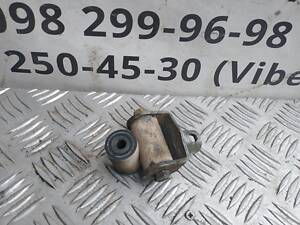 Кронштейн кулісі кпп 35046AG000 Subaru Forester 2003-2008