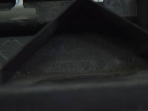Кронштейн накладки порога правый задний Volvo S90 16- 31365855