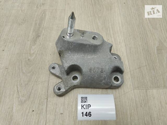 Кронштейн опора двигателя 1.2 Chevrolet Spark M300 (2009-2015) 95946678