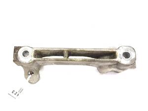 Кронштейн опоры двигателя передний правый TOYOTA VERSO WAR20 2012-2018 12341-26011