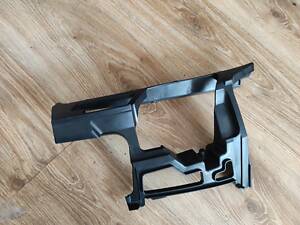 Кронштейн переднего бампера Golf 6 2009-2013 5K0 807 723 B