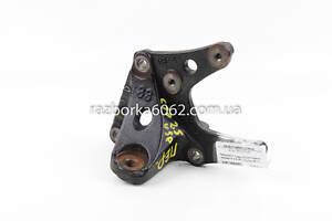 Кронштейн подушки двигателя передний 2.5 USA Toyota Camry 50 2011- 123110V160