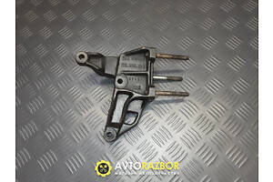 Кронштейн подушки двигателя правый 90498184 на 2.0 DTI Opel Vectra B, Zafira A, Astra G, H, Omega B, C