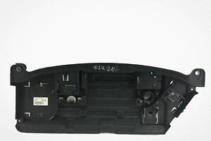 Кронштейн пола багажника MERCEDES E220 W212 2012-2016 A2125453600