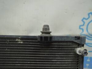 Кронштейн радиатора верхний левый Lexus RX350 RX450h 10-15 16523-AD010