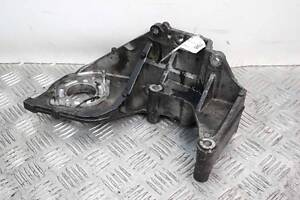 Кронштейн ТНВД 2.0 Diesel Mazda 6 (GH) 2008-2012 RF7J13G00