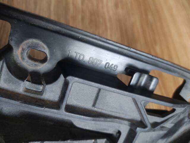 Кронштейн, Volkswagen Touran 2003-2010, Caddy 2004-2010, крепление бампера переднего левое 1T0807049 - Фото 2