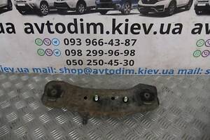 Кронштейн заднего редуктора 50710S9AA01 Honda CR-V 2 2002-2006